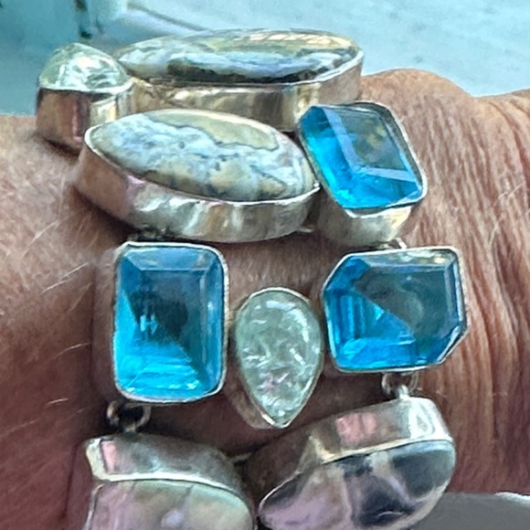 Stunning Blue and Unmarked Silver Stone /Gem Bracelet - Picture 1 of 11